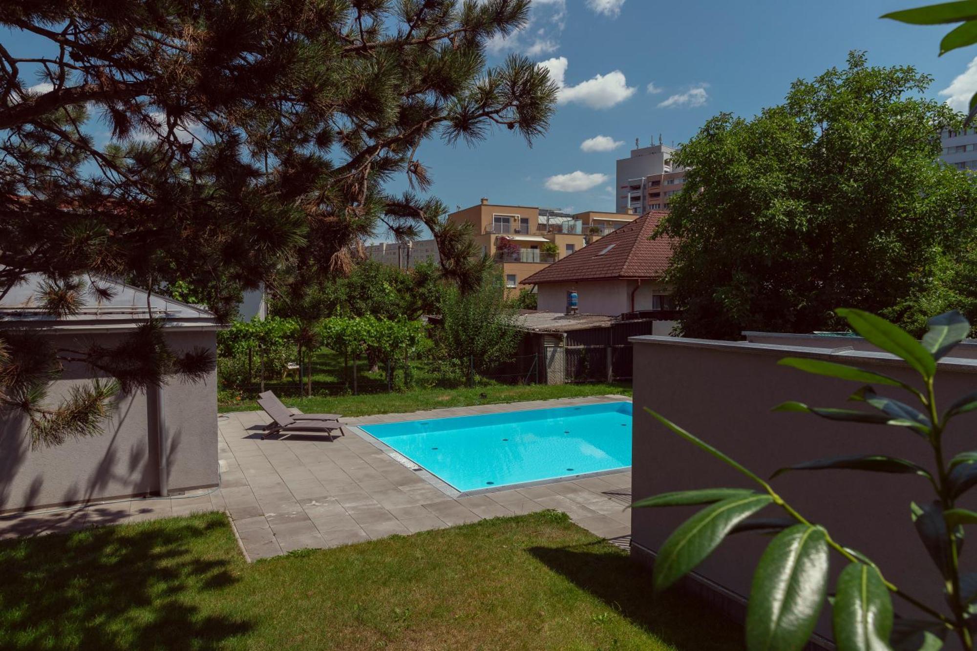 Modern Stylish Design Apartment With Free Parking Emily فيينا المظهر الخارجي الصورة