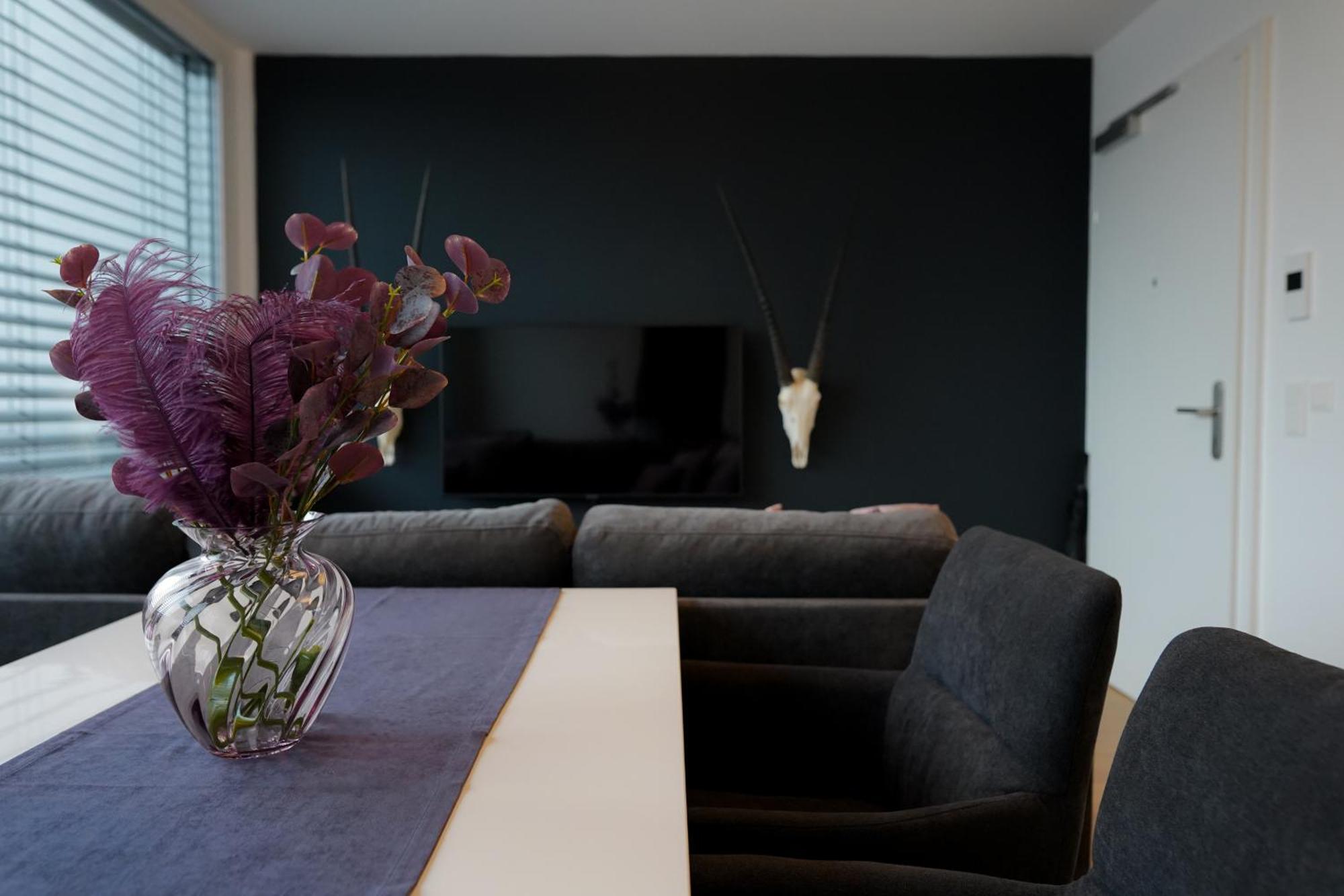 Modern Stylish Design Apartment With Free Parking Emily فيينا المظهر الخارجي الصورة