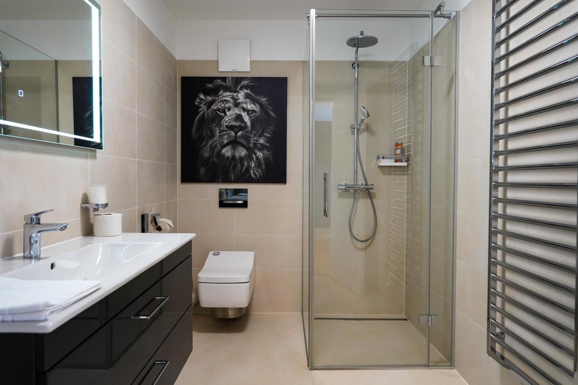 Modern Stylish Design Apartment With Free Parking Emily فيينا المظهر الخارجي الصورة