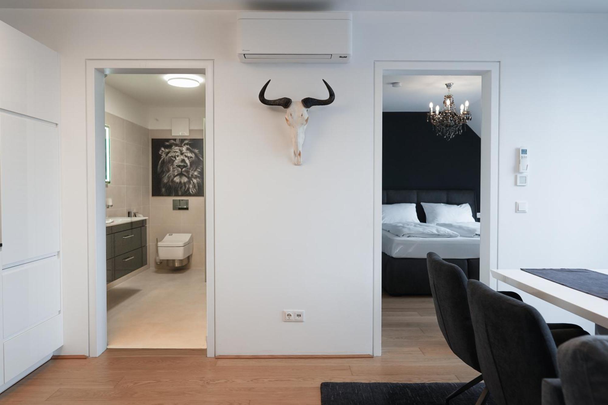 Modern Stylish Design Apartment With Free Parking Emily فيينا المظهر الخارجي الصورة