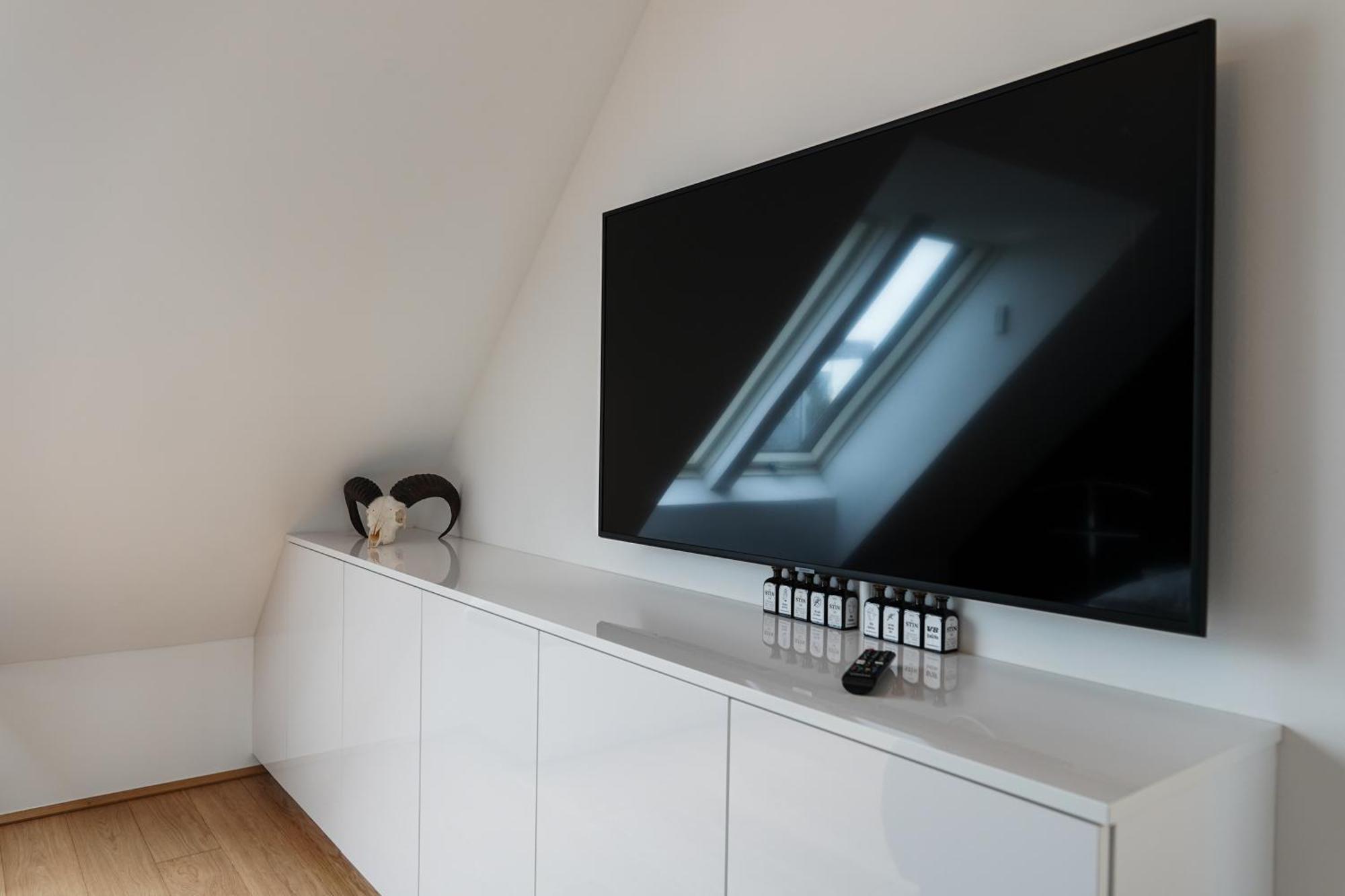Modern Stylish Design Apartment With Free Parking Emily فيينا المظهر الخارجي الصورة